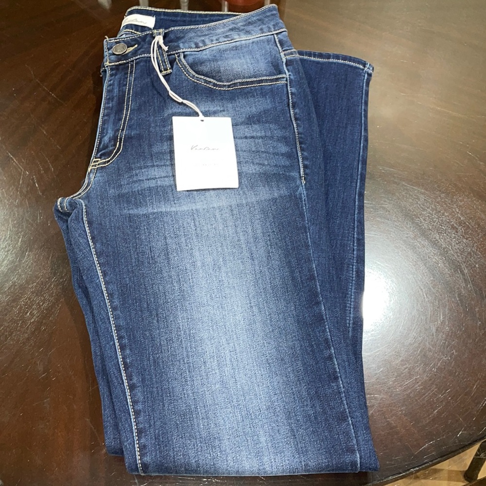 KanCan jeans from the Buckle